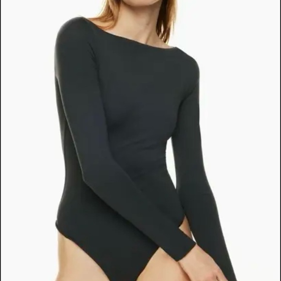 Aritzia Babaton Contour Crew Bodysuit Dark Green XS Long Sleeve Scoopneck - Picture 1 of 11